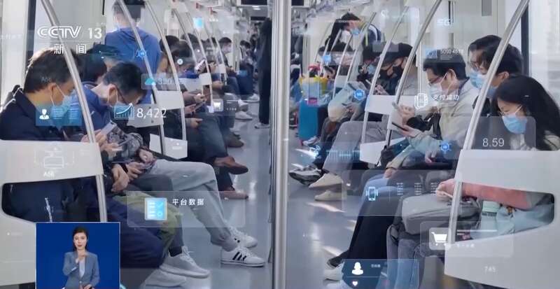 拼西凑DeepSeek教程卖课冰球突破技巧转发提醒！有人东(图5)